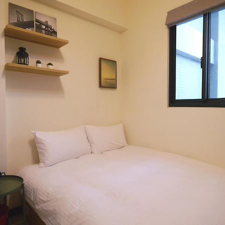 Traveler No. 3 Apartment Taichung Exterior photo