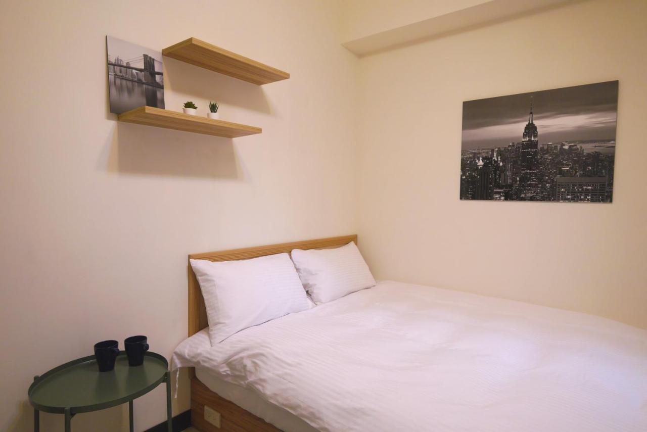 Traveler No. 3 Apartment Taichung Exterior photo