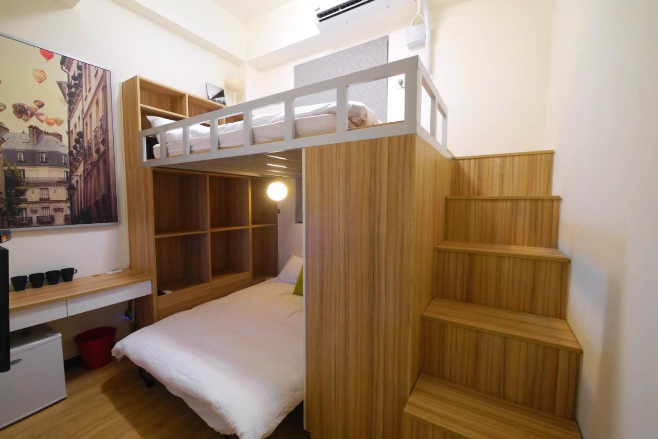 Traveler No. 3 Apartment Taichung Exterior photo
