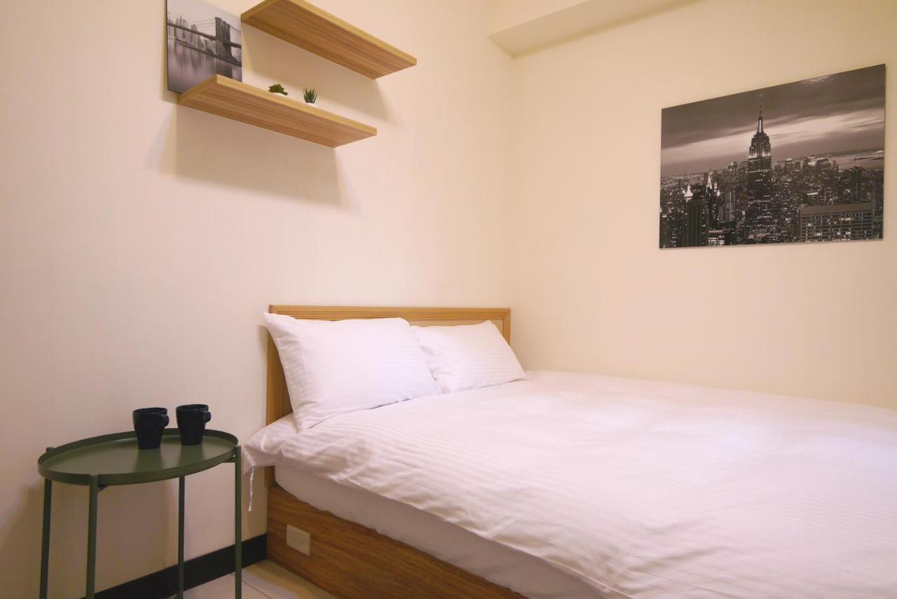 Traveler No. 3 Apartment Taichung Exterior photo