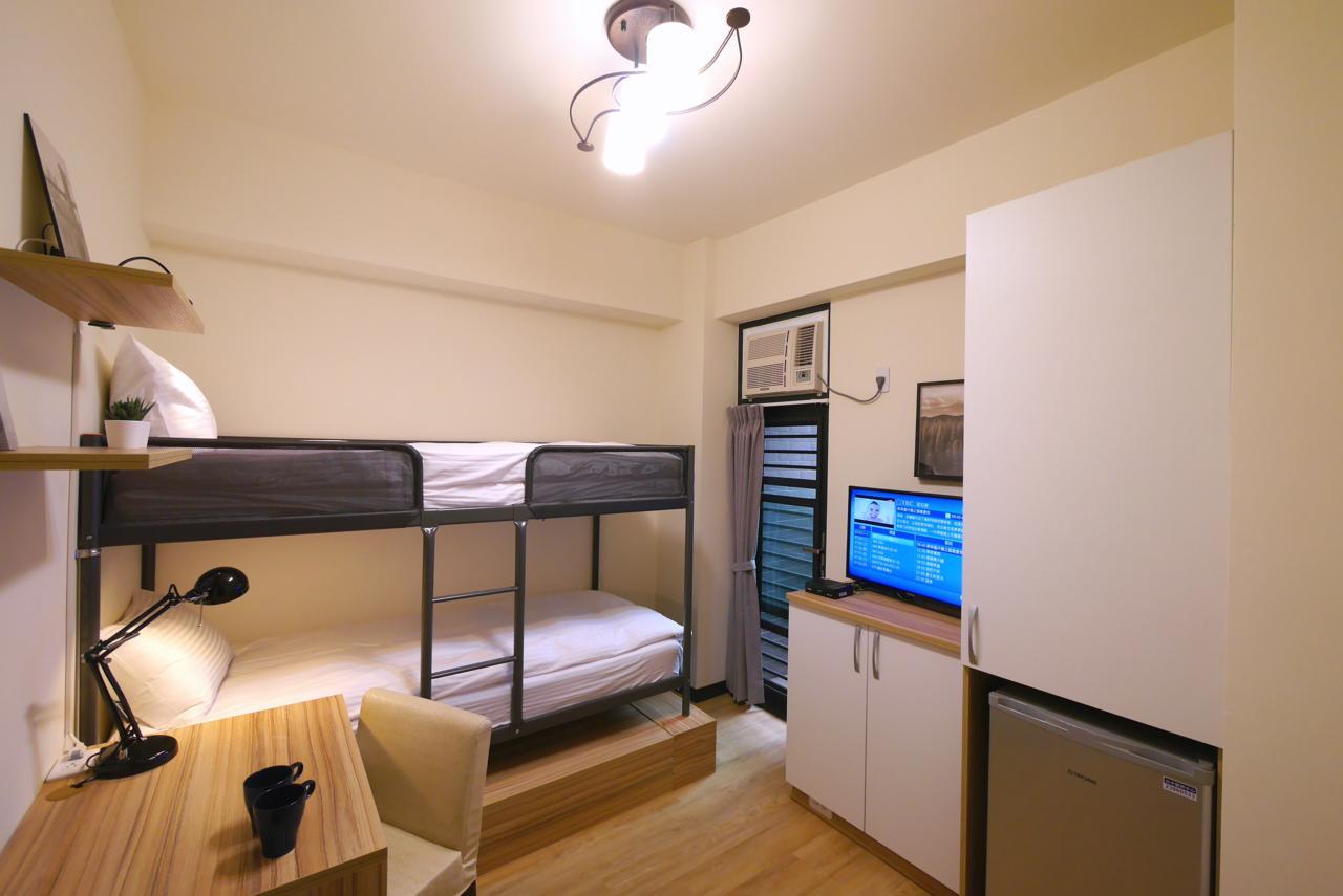 Traveler No. 3 Apartment Taichung Exterior photo